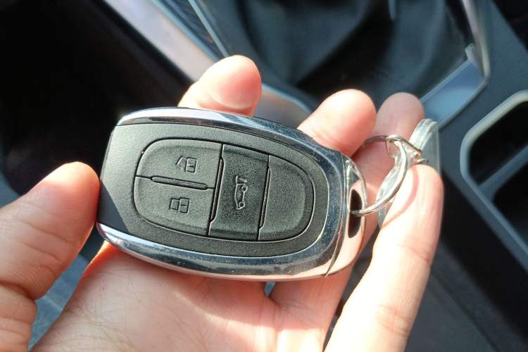 Used SAIC MAXUS G50 2022 1.5T Manual Comfort B Interior 1