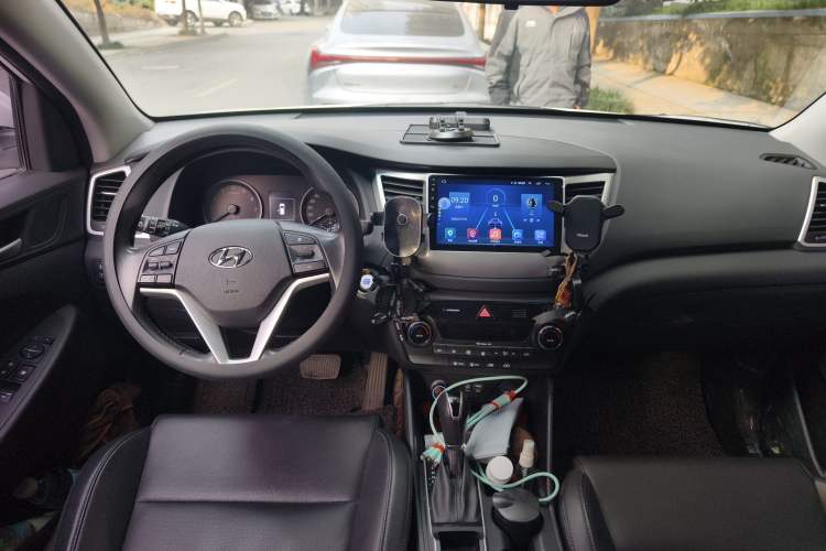 Used Hyundai Tucson 2015 1.6T Dual-Clutch Two-Wheel-Drive Smart Model
