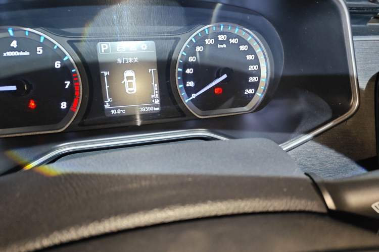 Used CHANGAN OSHAN X7 2020 1.5T Automatic Prestige Edition Odometer Close Up