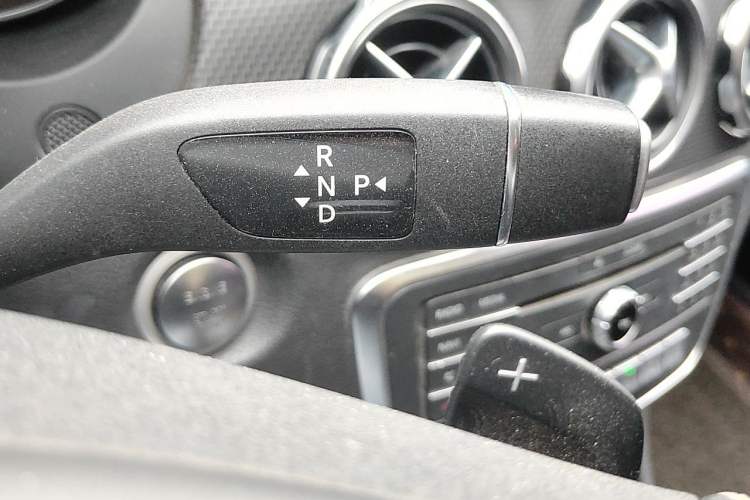 Used Mercedes-Benz GLA 2017 GLA 200 Fashion Model
