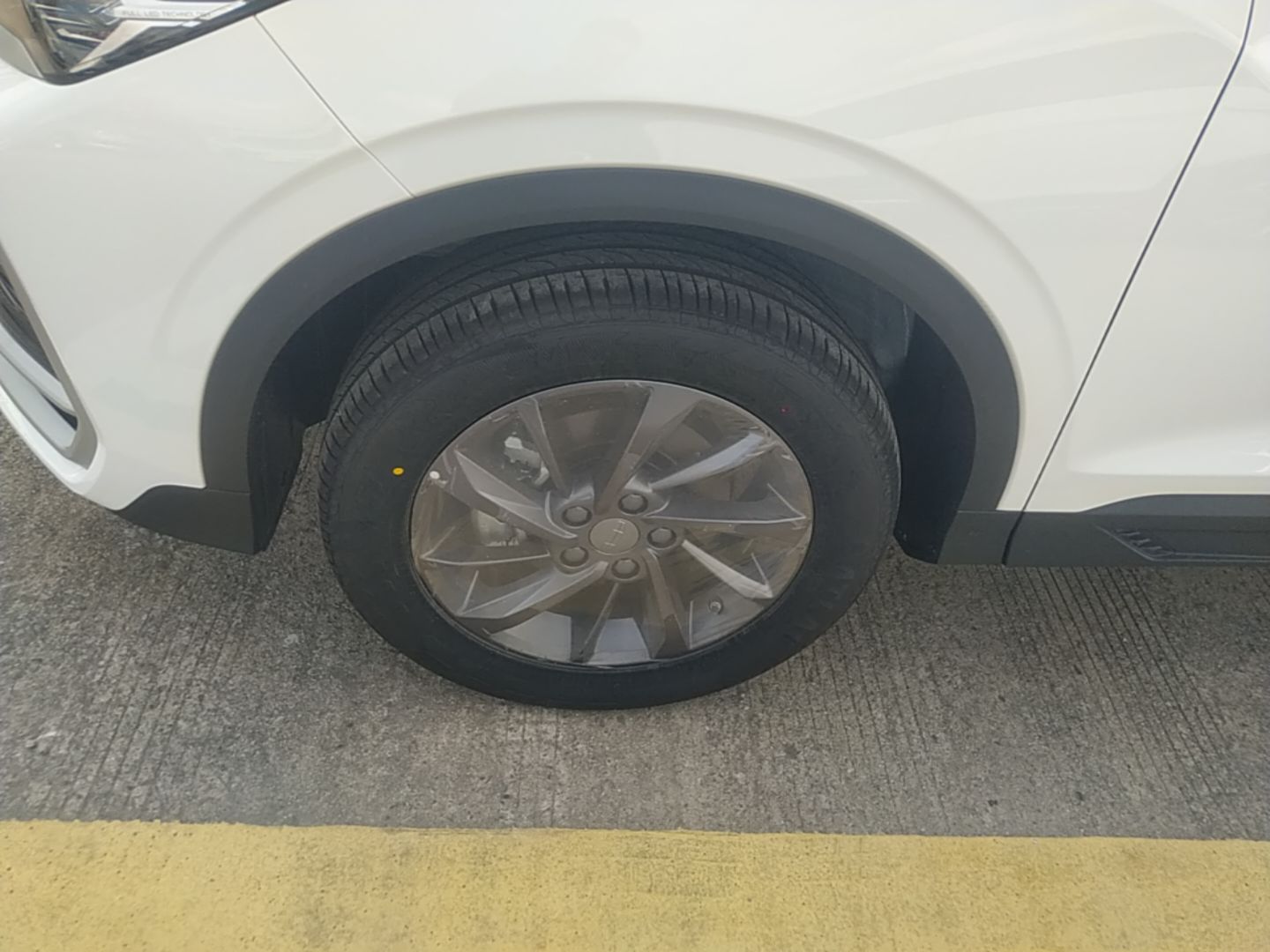 Geely Auto Coolray 2025 Bin Yue L 1.5TD DCT Beyond Edition — снимка 10