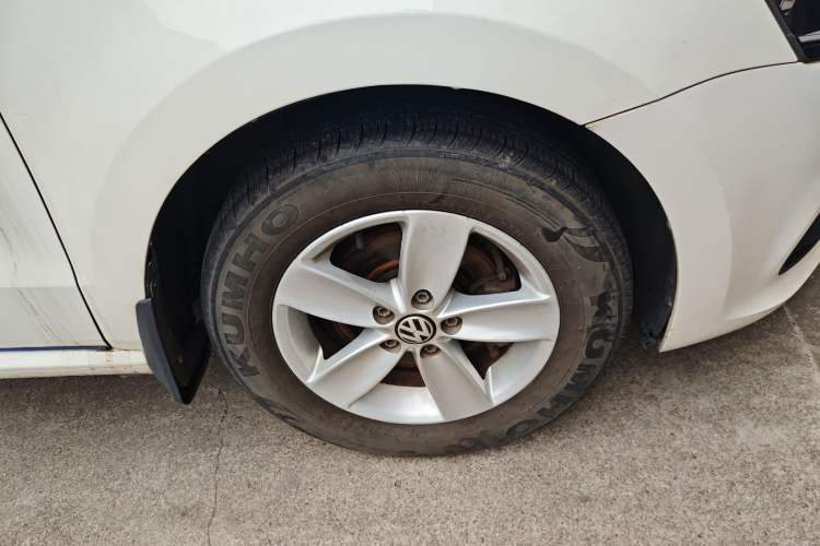 Used Volkswagen Polo 2014 1.4L Manual Fashion Edition