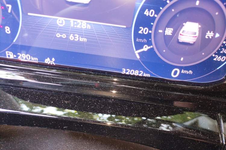 Used Volkswagen Talagon 2021 530TSI Four-Wheel Drive Flagship Shengjing Edition Pro Odometer Close Up