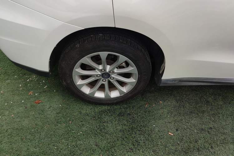 Used Haval H2 2018 Red-Label 1.5T Dual-Clutch Two-Wheel-Drive Luxury Model