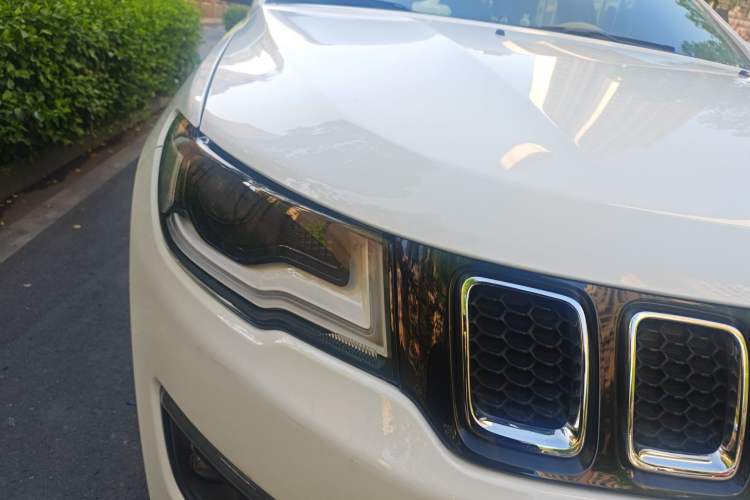 Used Jeep Compass 2017 200T Automatic Family Edition Right Front Headlight