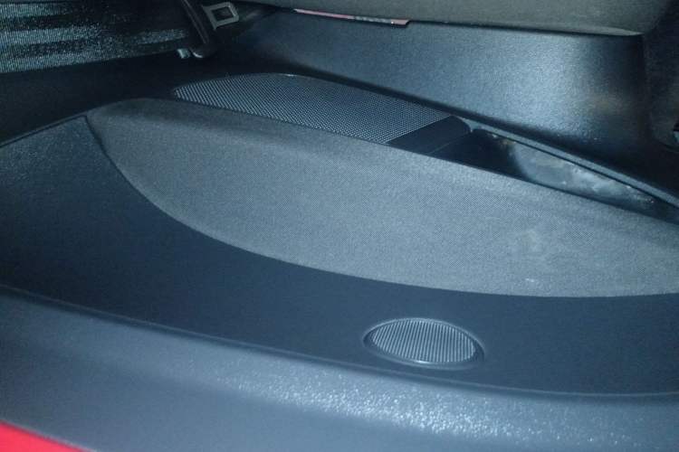 Used Volkswagen Beetle 2015 180TSI model
