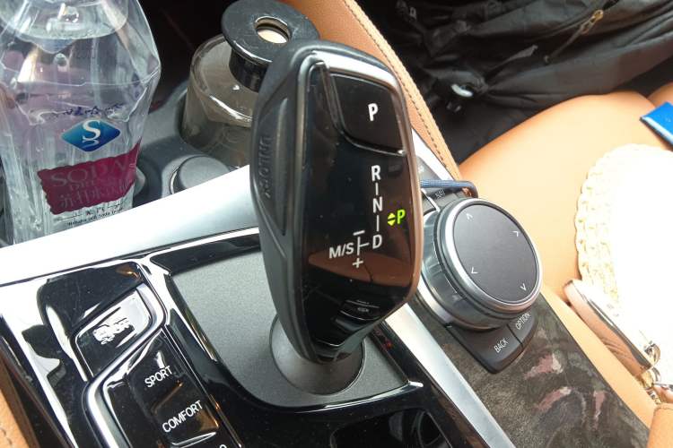 Used BMW 6 Series GT 2021 Restyled 630i M Sport Package Gear Lever