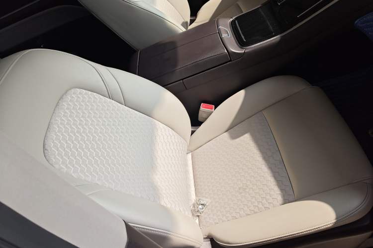 Used GAC Trumpchi M8 2021 Revised Version Lingxiu Series 390T Luxury Edition Right Front Seat