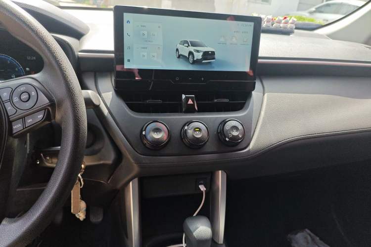 Used Toyota Corolla Cross 2024 2.0L Pioneer Edition Audio And AC Panel