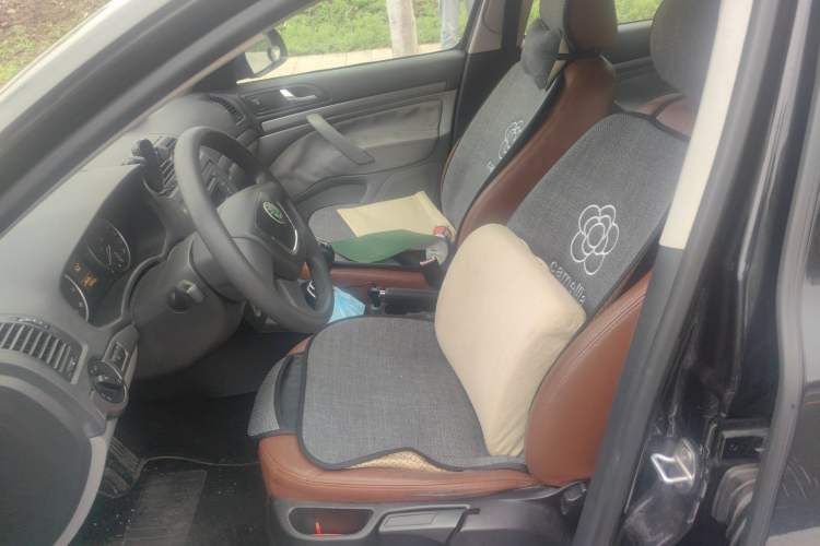 Used Skoda Octavia 2012 1.6L Manual Eado Edition Left Front Seat