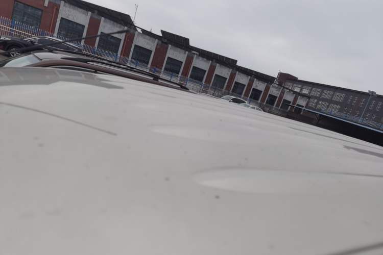 Used Dongfeng Fengon 380 2022 1.5L Comfort-Class Passenger Vehicle (Steel Spring) with 7 Seats