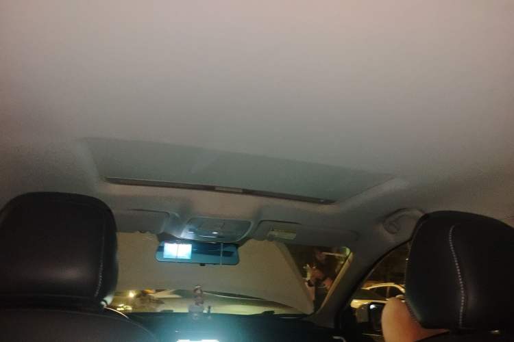 Used Roewe i6 New Energy 2017 45T Hybrid Connect & Smart Enjoyment Edition
