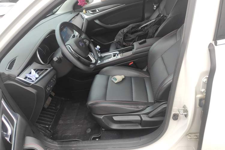 Used CHANGAN Eado 2019 Blue Whale Edition 280T GDI DCT High-Speed Model Left Front Seat