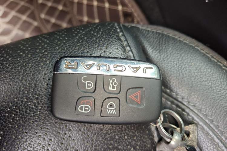 Used Jaguar XFL 2019 XFL 2.0T 250 PS Two-Wheel-Drive Luxury Edition Vehicle Key