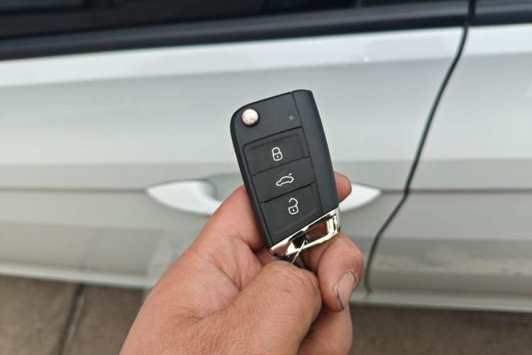 Used Volkswagen Bora 2021 1.5L Automatic Fashionable Smart Connectivity Version