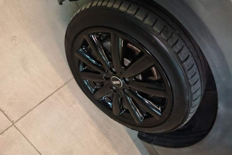 Used MINI MINI 2015 2.0T COOPER S Five-Door Edition