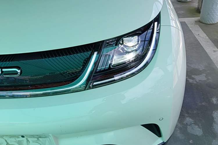 Used BYD Dolphin 2023 420 km Fashion Edition
