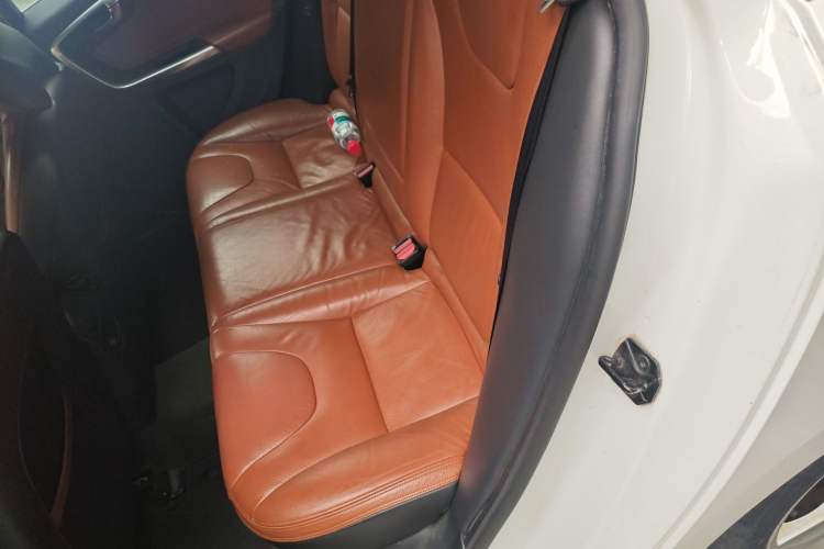 Used Volvo V60 2013 T5 Smart Edition Left Rear Seat