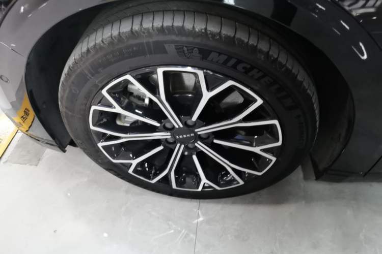 Used Zeekr 007GT 2025 Rear-Drive Intelligent Driving Version 75 kWh Exterior 4