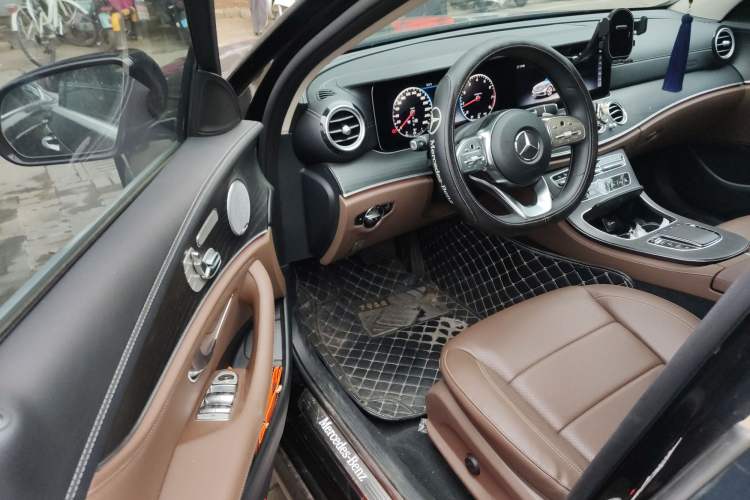 Used Mercedes-Benz E-Class 2019 Restyled E 300 L Sporty and Stylish Edition