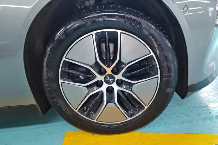 Used XPeng P7 2023 P7i 702 Pro
