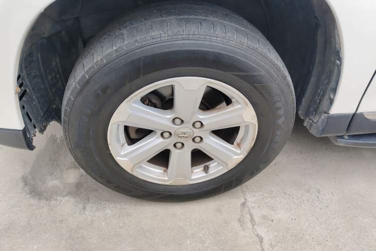 Used Toyota Highlander 2012 2.7L 2WD 5-Seater Elite Edition Left Front Wheel Hub