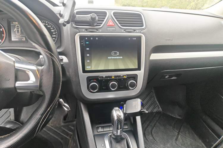 Used Volkswagen Scirocco 2014 1.4 TSI Competition Edition Audio And AC Panel