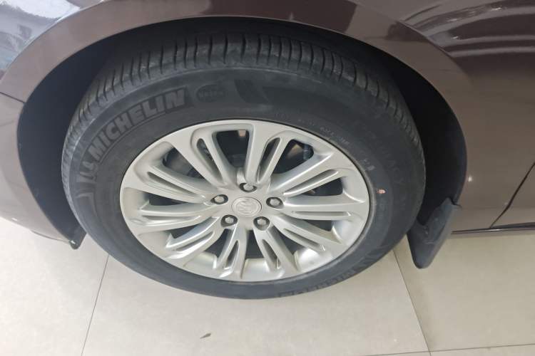 Used Buick LaCrosse 2018 20T Luxury Model
