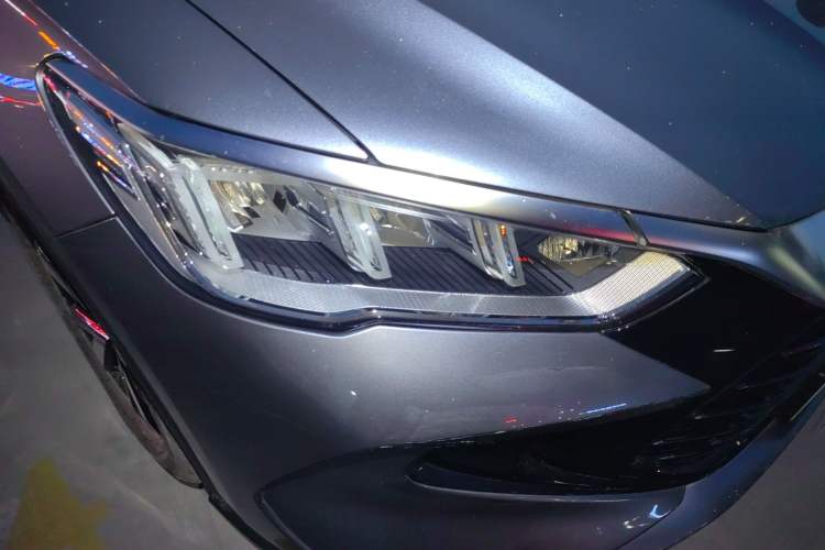 Used BYD Song Pro New Energy 2024 HONOR Edition DM-i 71KM Navigation Model