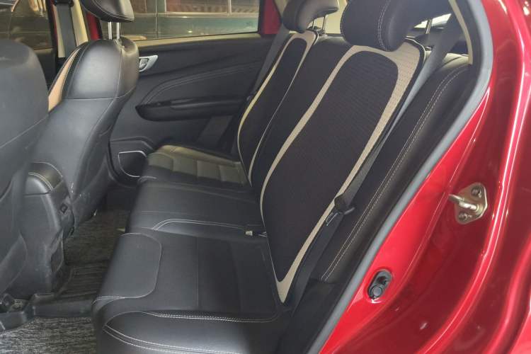 Used Geely Auto Vision X3 2017 1.5L Automatic Elite Model
