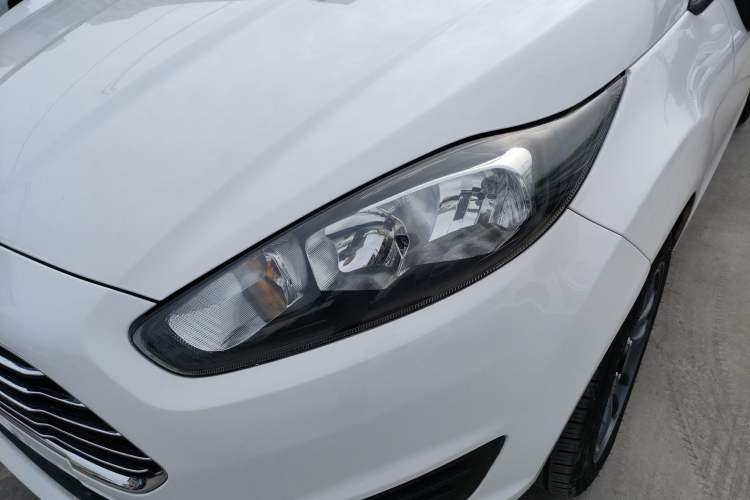 Used Ford Fiesta 2013 Hatchback 1.5L Manual Fashion Edition