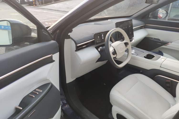 Used Dongfeng eπ eπ008 2024 636Max All-Electric Version 6 Seats