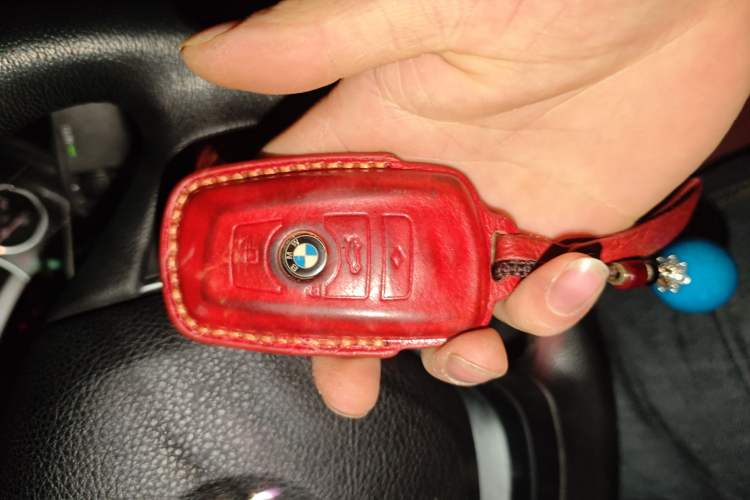 Used BMW 3 Series GT 2018 320i Sport Edition Vehicle Key