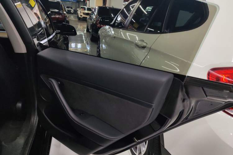 Used Tesla Model 3 2021 Standard Range Rear-Drive Upgraded Version
