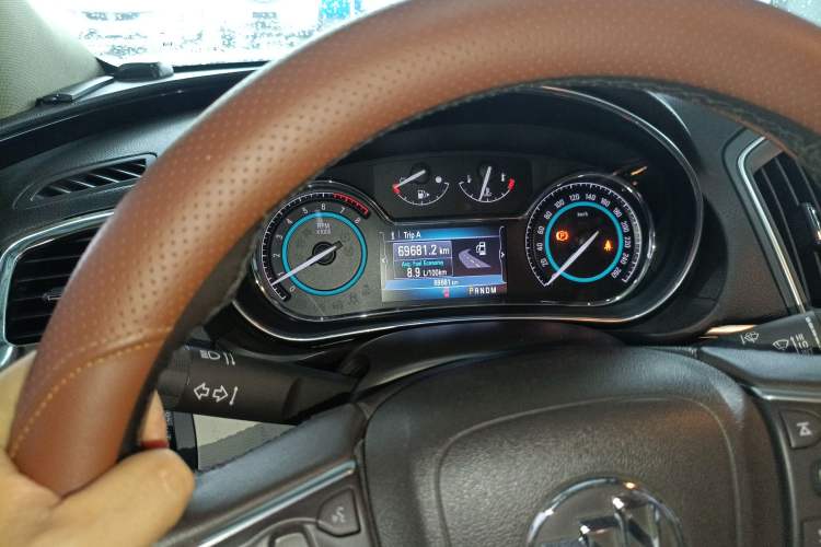 Used Buick Regal 2015 2.0L Elite Fashion Edition