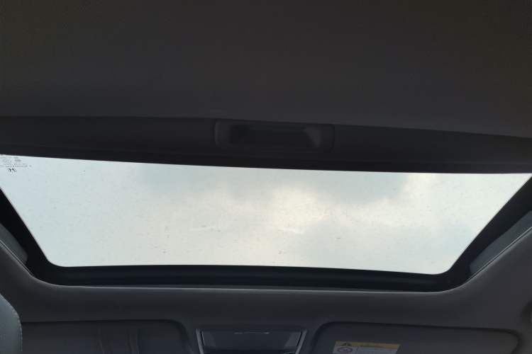 Used Honda Accord 2016 2.0L Comfort Edition Headliner