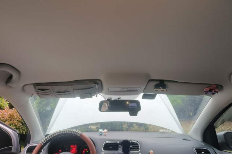 Used Volkswagen Polo 2013 1.4L Automatic Comfort Edition Headliner