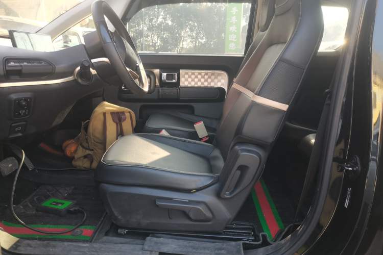 Used Baojun KiWi EV 2022 Artist Lite Edition Ternary Lithium Left Front Seat