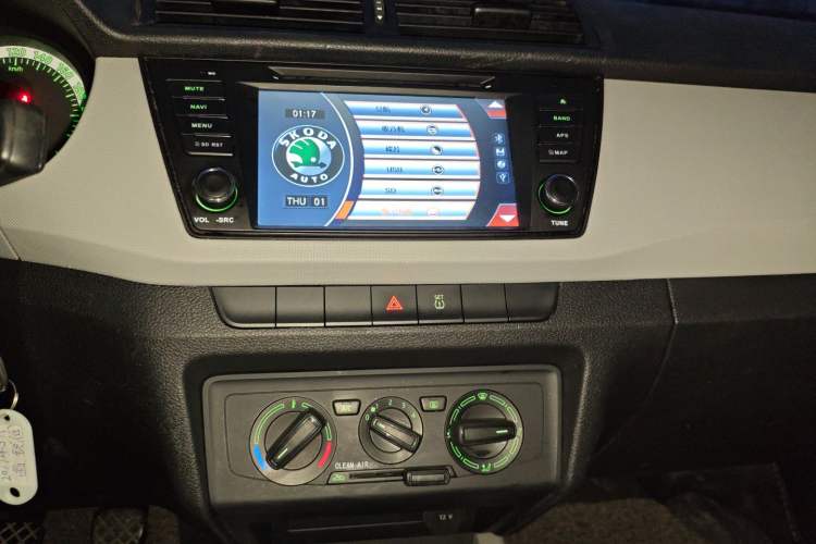 Used Skoda Fabia 2017 1.4L Manual Enjoy Edition
