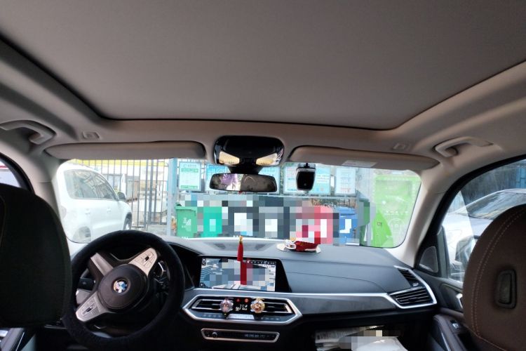 Used BMW X5 2022 Restyled xDrive 30Li Luxury Version M Sport Package
