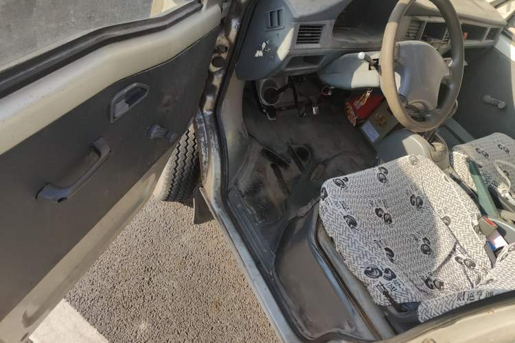 Used Wuling Zhiguang 2010 1.0L New Version Liye Style with Shorter Body