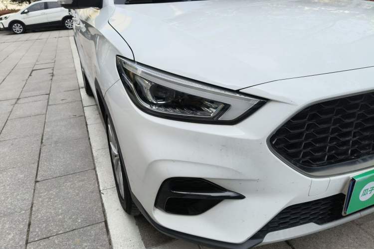 Used MG ZS 2020 180 DVVT Manual Lite Right Front Headlight