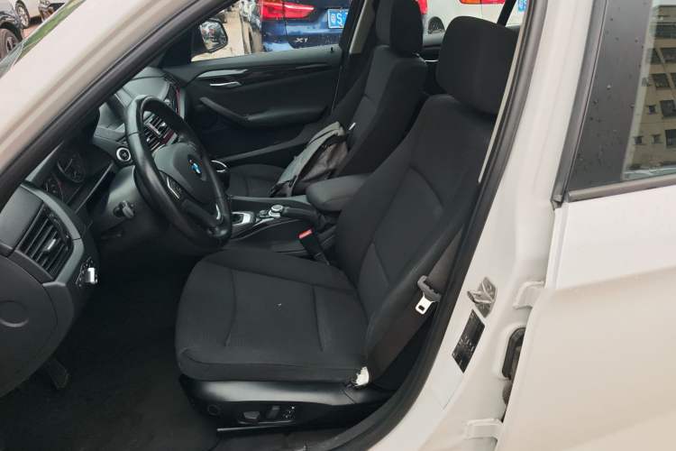 Used BMW X1 2015 sDrive18i Fashion Upgrade Edition
