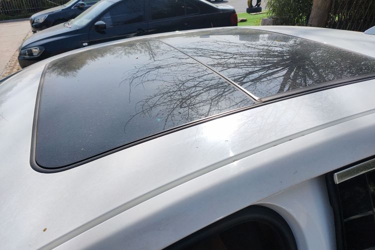 Used Buick LaCrosse 2018 28T Elite Edition Roof