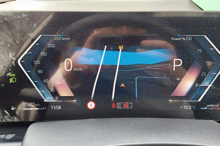 Used BMW X6 2023 xDrive40i Luxury Model with M Sport Package