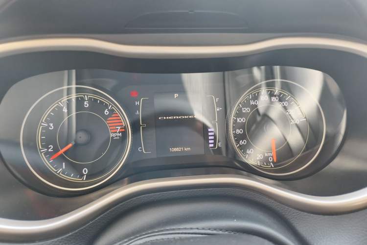 Used Jeep Cherokee 2017 2.4L Leading Edition