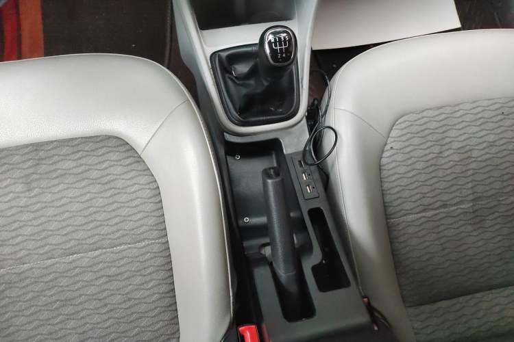 Used Skoda Rapid 2015 1.6L Manual Smart Selection Model
