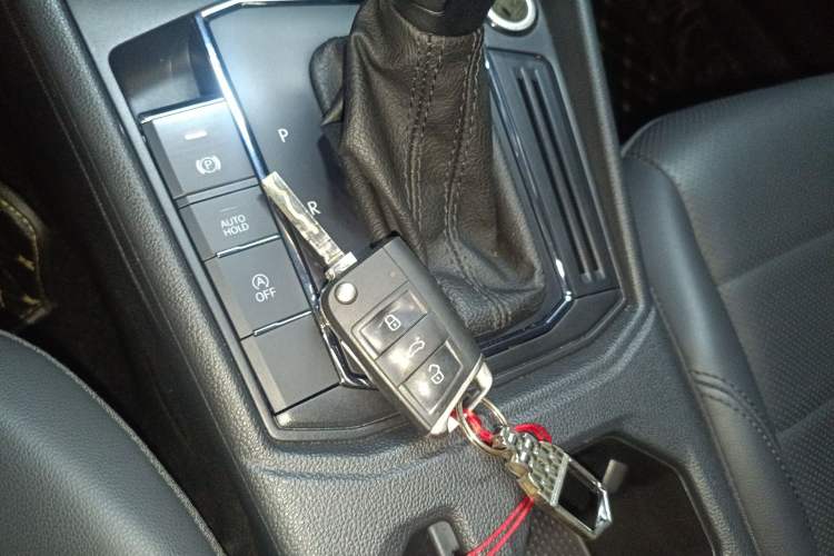 Used Volkswagen Lavida 2022 1.5L Automatic Comfort Edition Interior 1