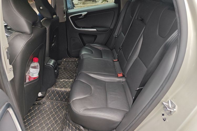 Used Volvo XC60 2017 T5 Smart Upgrade Edition