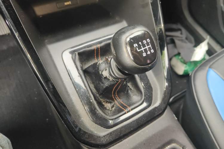 Used Baojun RS-3 2020 1.5L Manual 24-Hour Online Luxury Version Gear Lever